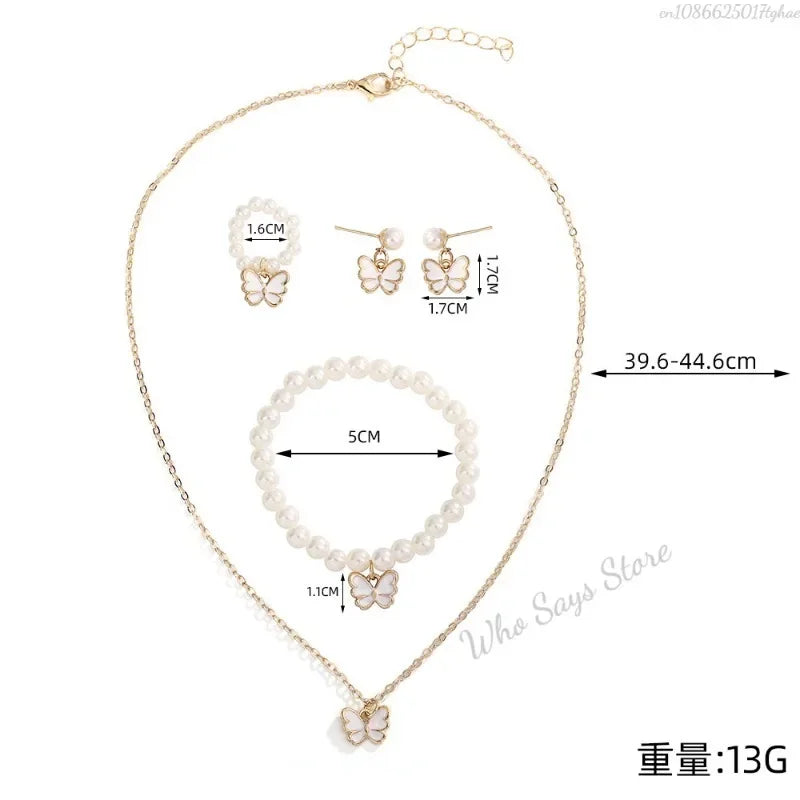 4-delige sieradenset – vlinder hanger en imitatie parel sieraden